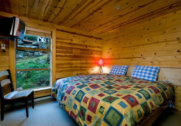 Pinnacle Ridge Whistler 34 Bedroom