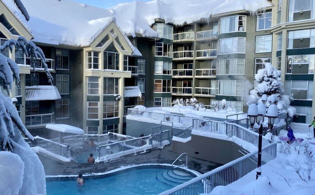 3 Bedroom Ski In Ski Out Whistler 300302