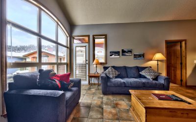 2 Bedroom Crystal Forest Sun Peaks Unit #72