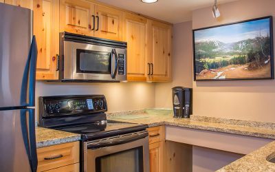 Village Accommodation 407 Carleton Lodge Ski In Ski Out Whistler Village