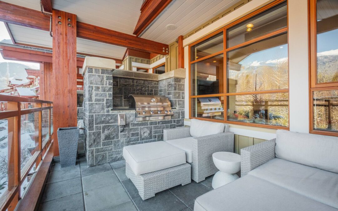 Fitzsimmons Walk Whistler 280004