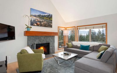 Accommodation Ski In Ski Out Whistler Painted Cliff