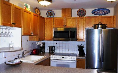 2 Bedroom Woodrun Lodge Whistler Ski In Ski Out